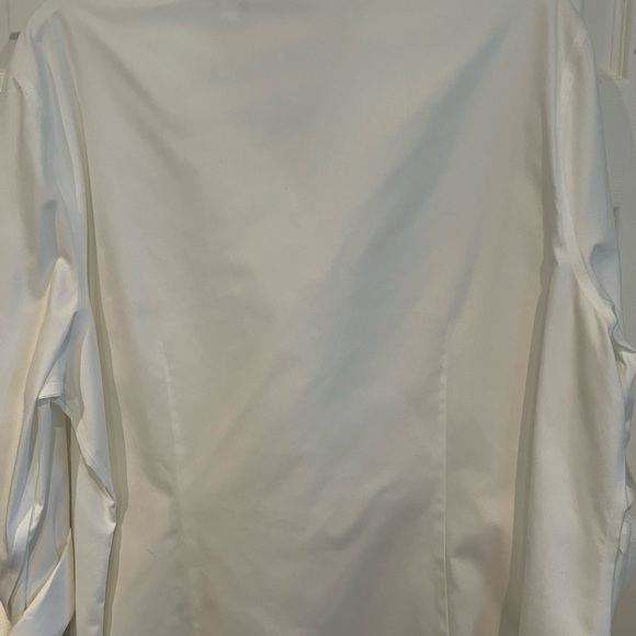 NWT Chicos white dress shirt with button details on shoulder. - Picture 2 of 6